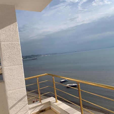 Apartament La Playa Durrës Esterno foto