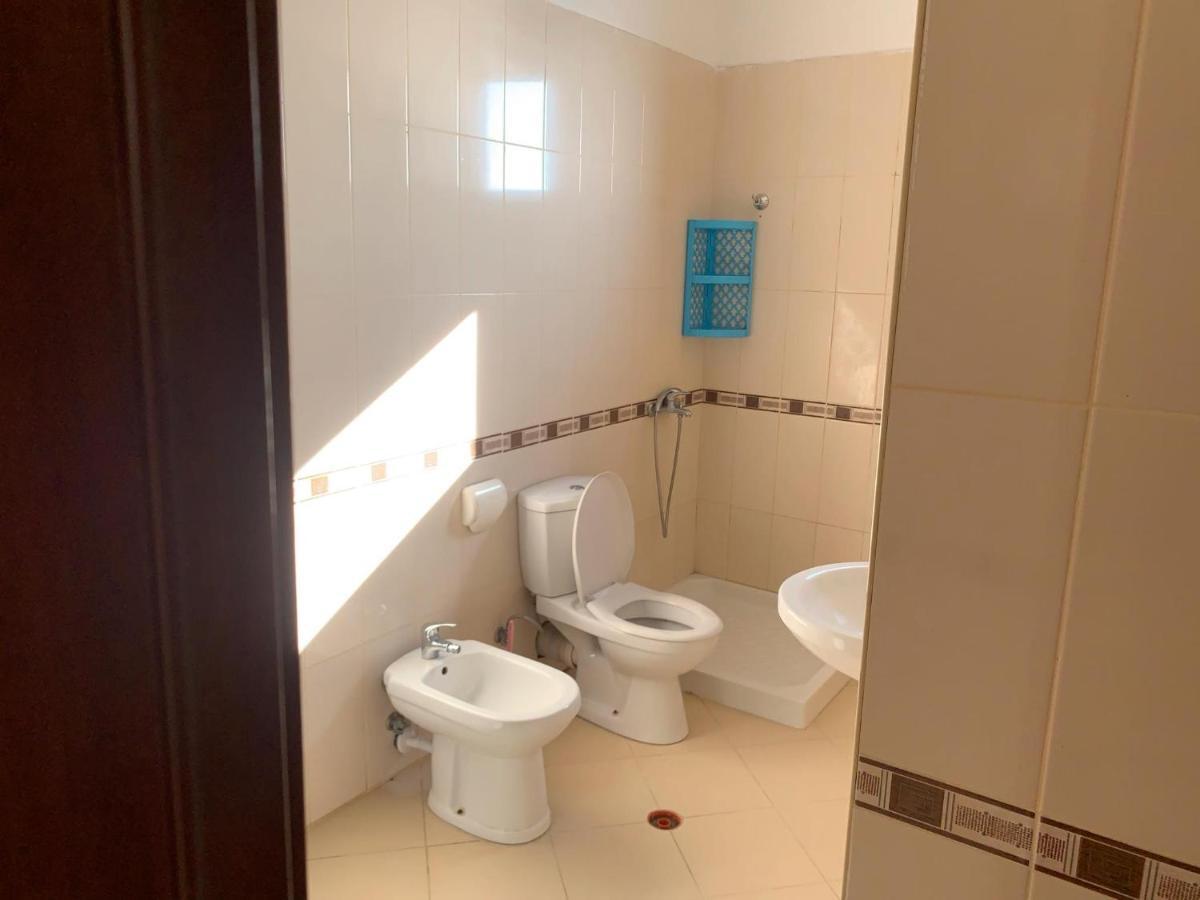 Apartament La Playa Durrës Esterno foto