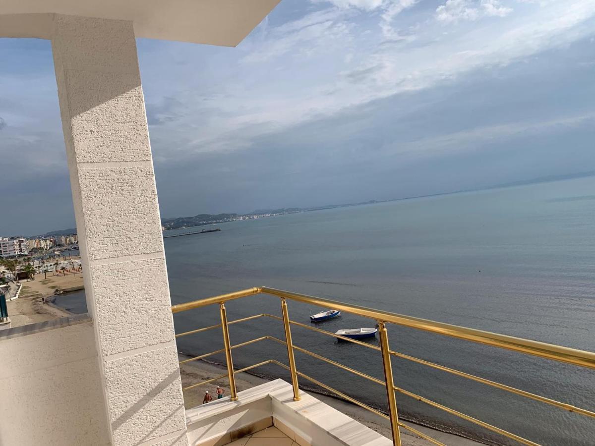Apartament La Playa Durrës Esterno foto